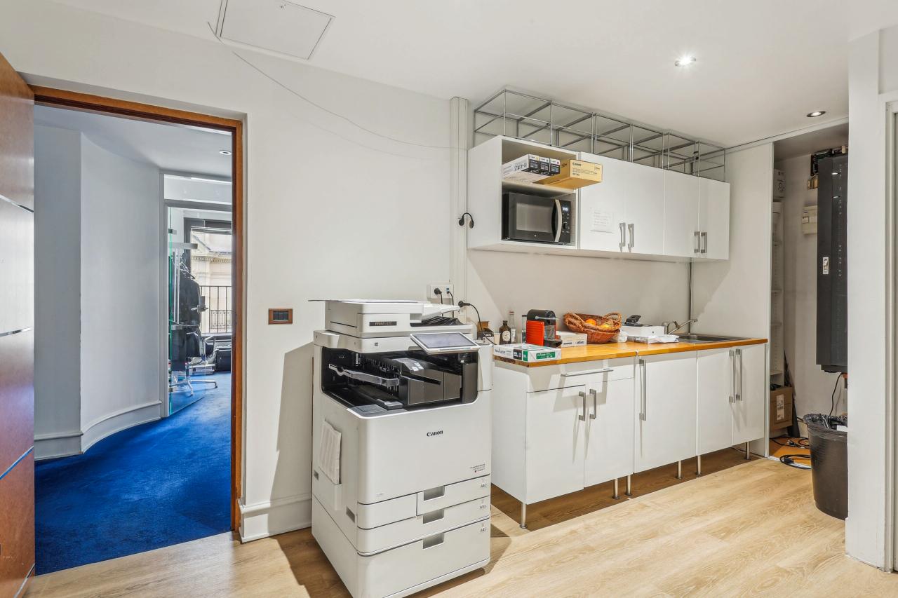 Bureau Paris 1106m² Location bureau Paris OLBUR2427450 12